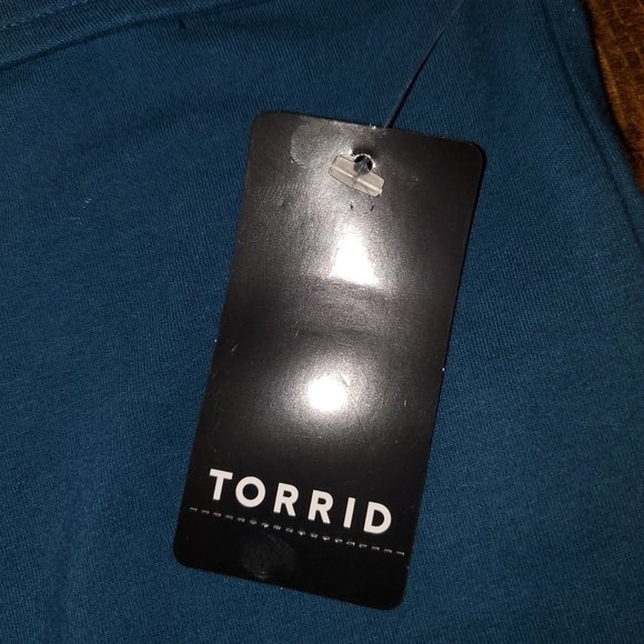 Torrid blue one shoulder cutout tanktop NEW Size 4, 4X - Picture 2 of 13